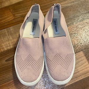 Steve Madden Mesh Slide Ons